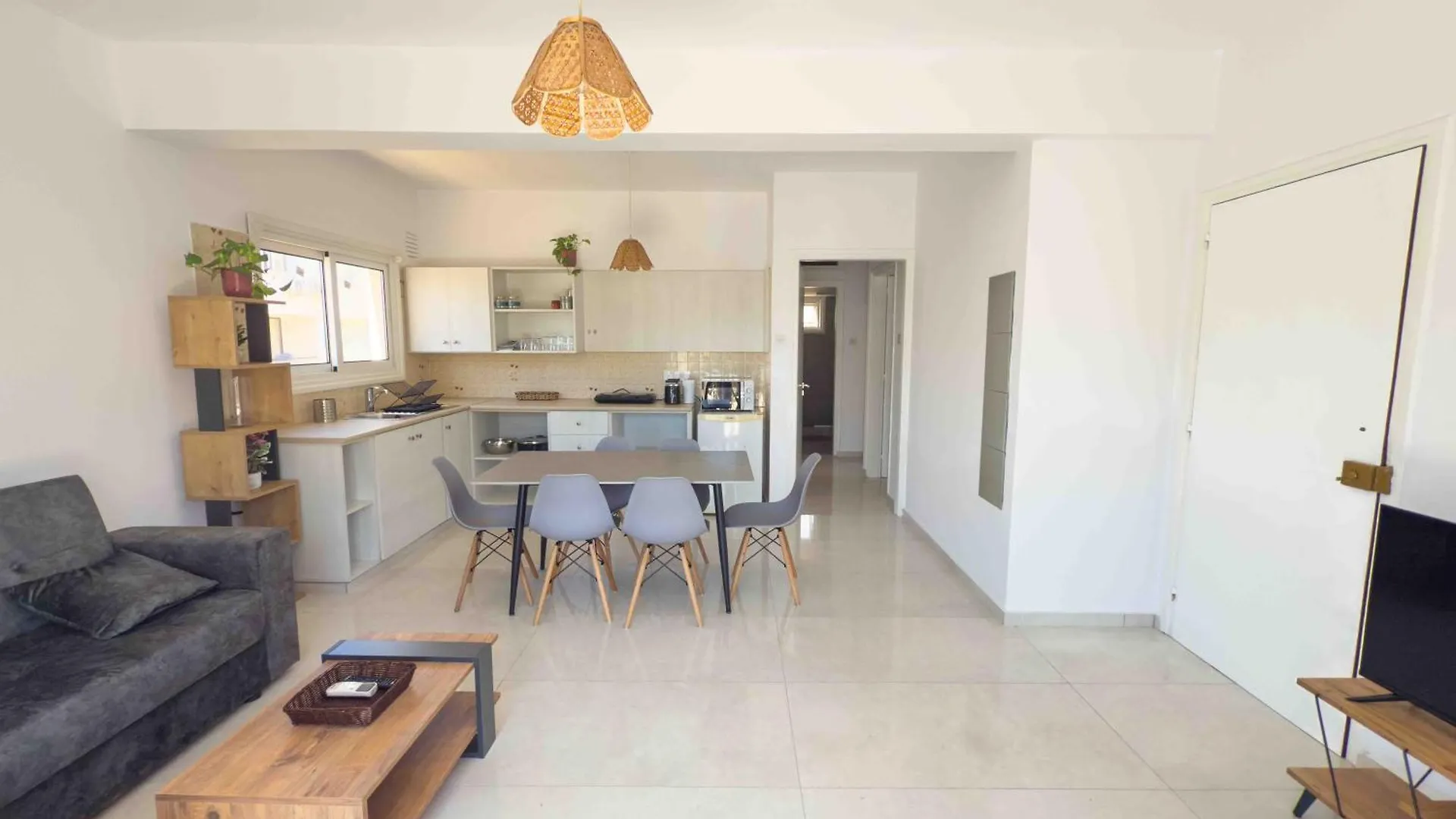 Bella Central Apartment Ayia Napa
